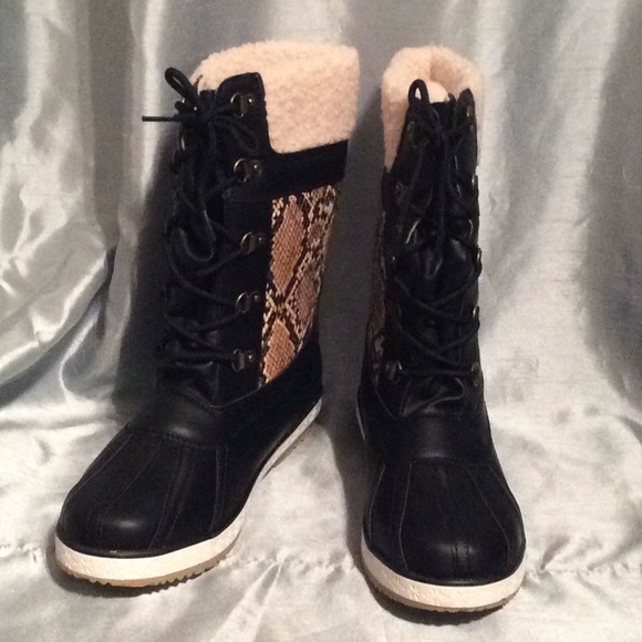 Jazmyne Faux Fur Cuff Winter Boot, Snake pattern - Picture 4 of 5